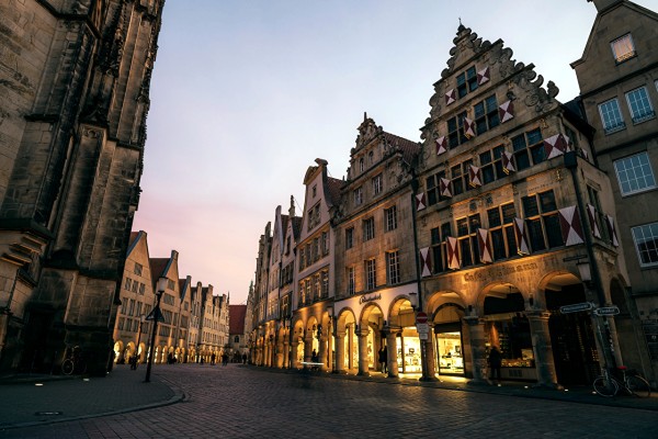 优秀文学作品书单推荐，看完对人生有感悟的书籍-有文学