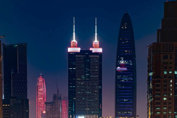 《天堂向左，深圳往右》小说书评，作者慕容雪村-有文学